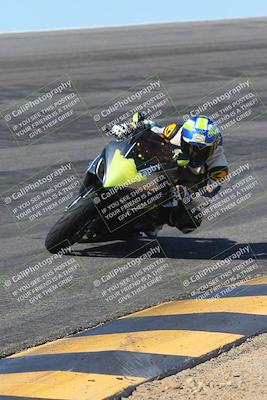 media/Mar-24-2025-Moto Forza (Mon) [[57ce5c5cff]]/1-Advanced Group/Session 2 (Bowl)/